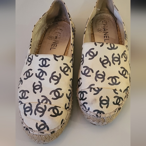 CHANEL Beige Espadrille Flats - 37 - Picture 4 of 10